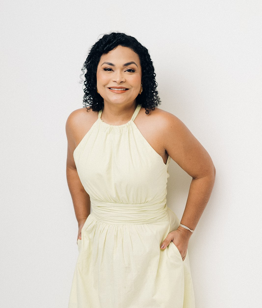 Dra. Sinara Meneses sorrindo